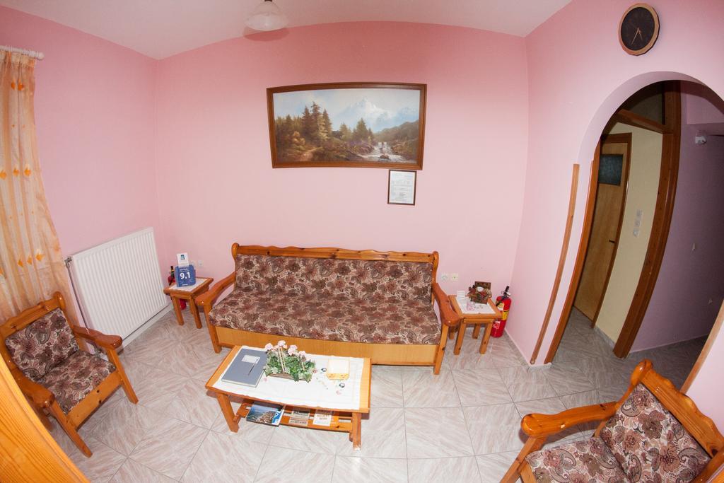 Stella Studios Lixouri Room photo